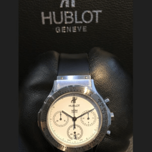 Hublot 1
